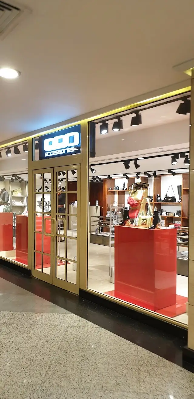 The First Mall